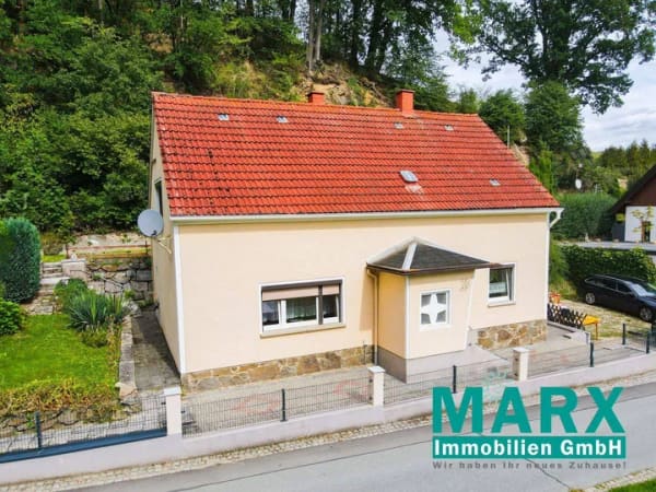 Immobilie in Bernstadt auf dem Eigen - Geräumiges Einfamilienhaus mit 3,5 Zimmern in der idyllischen Umgebung von Bernstadt auf dem Eigen - Bild 3