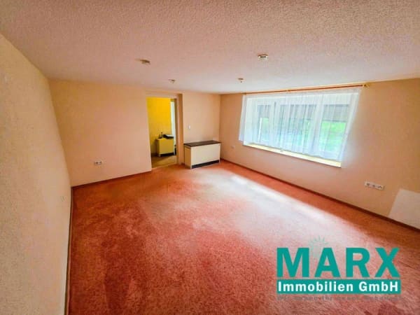 Immobilie in Bernstadt auf dem Eigen - Geräumiges Einfamilienhaus mit 3,5 Zimmern in der idyllischen Umgebung von Bernstadt auf dem Eigen - Bild 4