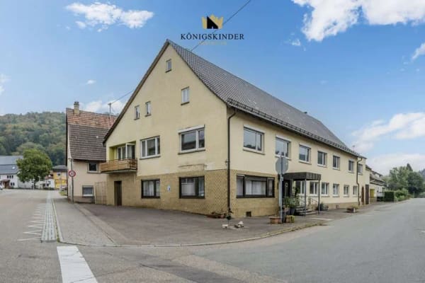 Immobilie in Haigerloch - Das besondere Anwesen: ehemaliger Landgasthof mit 2 Wohnungen und riesigem Potenzial - Bild 0