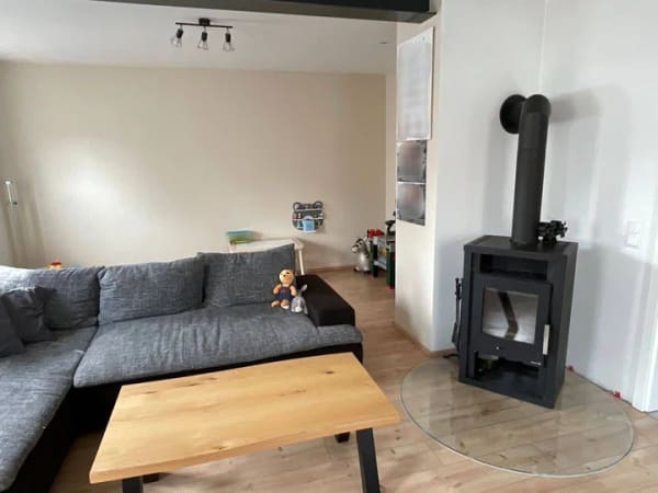Immobilie in Oerlenbach - Wohnhaus mit diversen Nebengebäuden - Bild 1