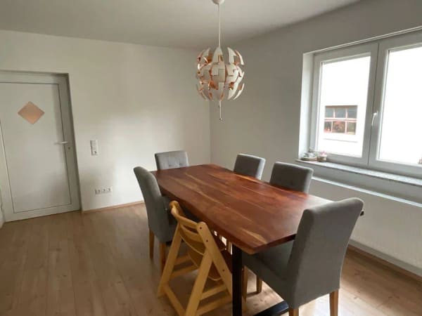 Immobilie in Oerlenbach - Wohnhaus mit diversen Nebengebäuden - Bild 2