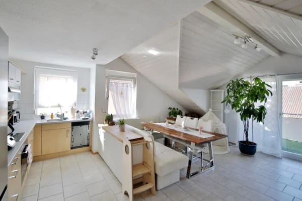 Immobilie in Eisingen - Wohnen, wohlfühlen, ankommen – modernes Zuhause mit besonderem Flair - Dachwohnung in Eisingen - Bild 3
