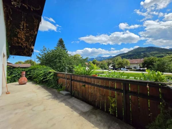 Immobilie in Frasdorf - 4,5-Zimmer-Wohnung mit traumhaftem Bergblick und großzügiger Ausbaureserve in Frasdorf im Chiemgau - Bild 0