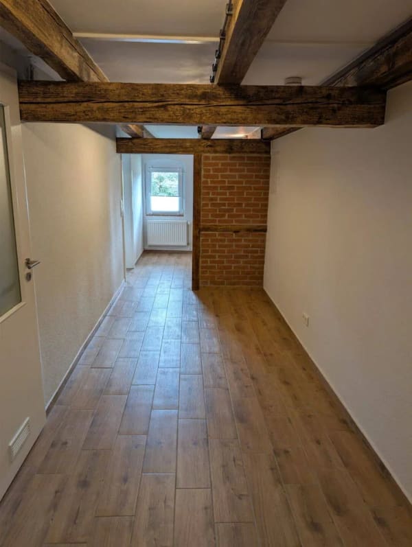 Immobilie in Leezen - Charmante Doppelhaushälfte mit 1.500 m² Grundstück – modernisiert, gemütlich & kurzfristig verfügbar - Bild 2