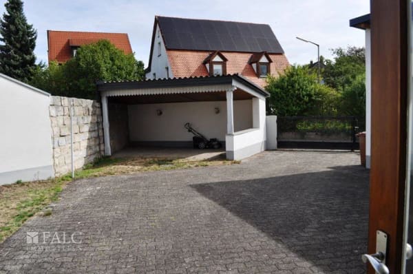 Immobilie in Schwarzenbruck - 2-Familienhaus für Mehrgenerationen - Bild 2