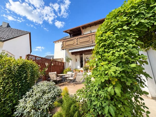 Immobilie in Rothenbuch - Viel Platz für Familie & Zukunft – Garten, Terrassen und Weitblick - Bild 4
