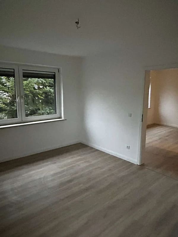 Immobilie in Bad Oldesloe - Diese attraktive 3-Zimmer-Wohnung befindet sich im ersten Obergeschoss eines gepflegten Mehrfamilien - Bild 4