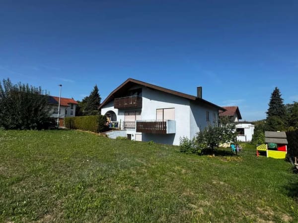 Immobilie in Ellhofen - Ellhofen, EFH mit großem Platzangebot, 8 Schlafzimmer und 2 Bäder - Bild 0