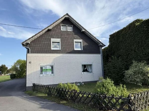 Immobilie in Monschau - Alter Bauernhof mit großem Grundstück, Wiese und Sanierungspotenzial in Monschau-Kalterherberg - Bild 0