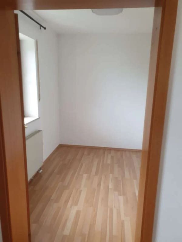 Immobilie in Garching an der Alz - Charmante 3-Zimmer-Wohnung mit Balkon & Tiefgarage in Garching an der Alz -von Privat - Bild 4
