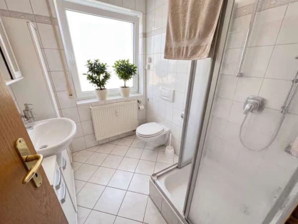 Immobilie in Endingen - Attraktive 2-Zimmer-Wohnung mit Westbalkon in Endingen am Kaiserstuhl - Bild 1