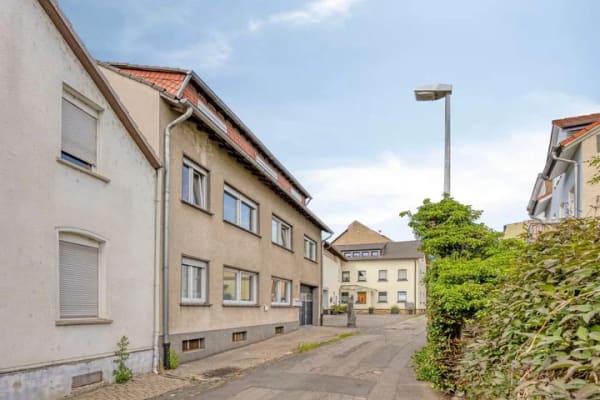 Immobilie in Neuwied - Einmalige Gelegenheit in Neuwied: 202 m² vermietet & 131 m² sofort bezugsfrei! - Bild 1