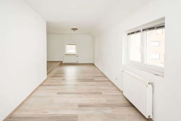 Immobilie in Rietberg - Renovierungsbedürftiges Haus mit Fußbodenheizung und großem Keller in zentraler Innenstadtlage! - Bild 4