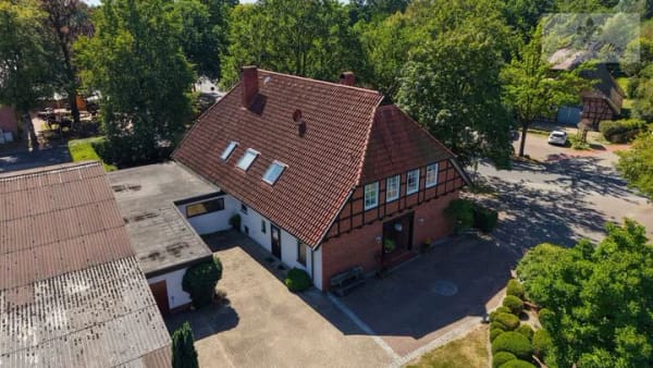 Immobilie in Fintel - Ortskern Fintel! Traum Anwesen, Hallen & 4.504 m² Areal voll Möglichkeiten - Bild 3