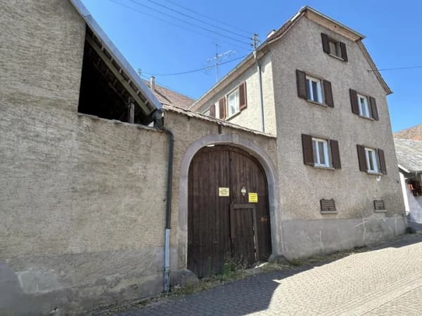 Immobilie in Vogtsburg im Kaiserstuhl - Einfamilienhaus freistehend in Vogtsburg im Kaiserstuhl (Burkheim) - Bild 1