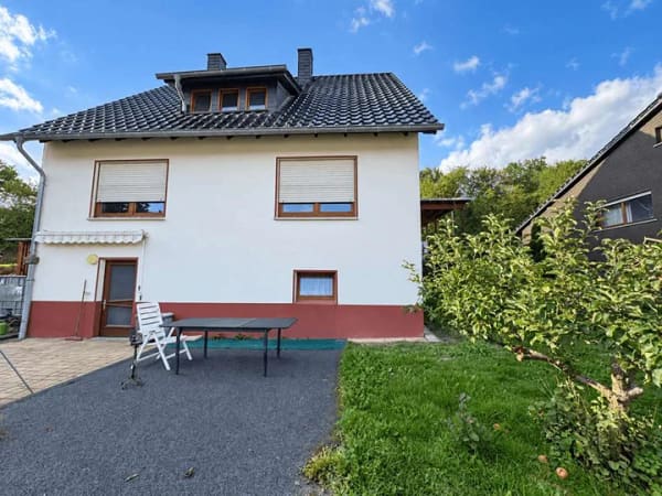 Immobilie in Haiger - Gemütliches Ein-/Zweifamilienhaus in Haiger Sechshelden - Bild 2