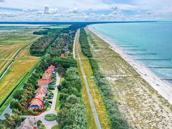 Immobilie in Wustrow - Der Ostsee ganz nah - Meeresrauschen inklusive - Haushälfte mit 2 Ferienwohnungen auf Pachtland - Bild 0