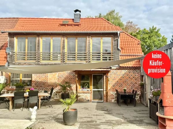 Immobilie in Möllenhagen - HORN IMMOBILIEN ++ traumhaftes Grundstück und tolles Haus mit vielen Extras bei Möllenhagen - Bild 0