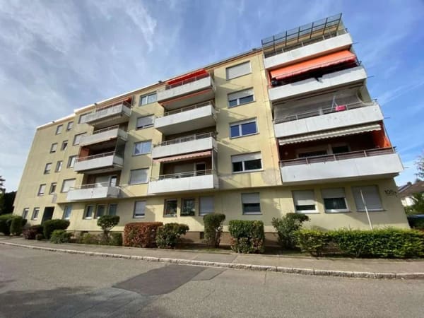 Immobilie in Rheinfelden (Baden) - ++NEU IM ANGEBOT++ Helle Eigentumswohnung mit Weitblick, Balkon und direkter Bahnanbindung - Bild 1