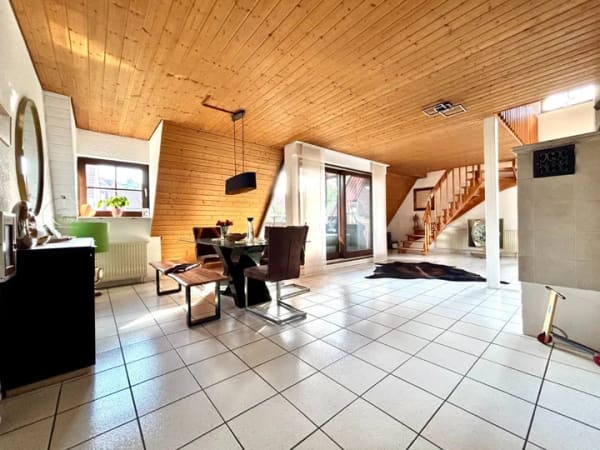 Immobilie in Aidlingen - Eine Maisonettewohnung, die ihresgleichen sucht - Provisionsfrei - Bild 1