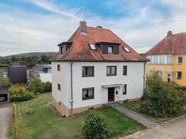 Immobilie in Bad Wildungen - Großzügige 3 Zimmer Wohnung mit Balkon und Weitblick in Bad Wildungen - Bild 0