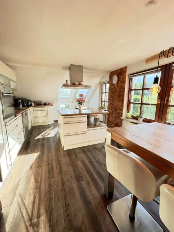 Immobilie in Hartmannsdorf bei Kirchberg - Wohnen & Vermieten unter einem Dach – 270 m², 3 Einheiten, Pool & Terrassen in Kirchberg - Bild 0
