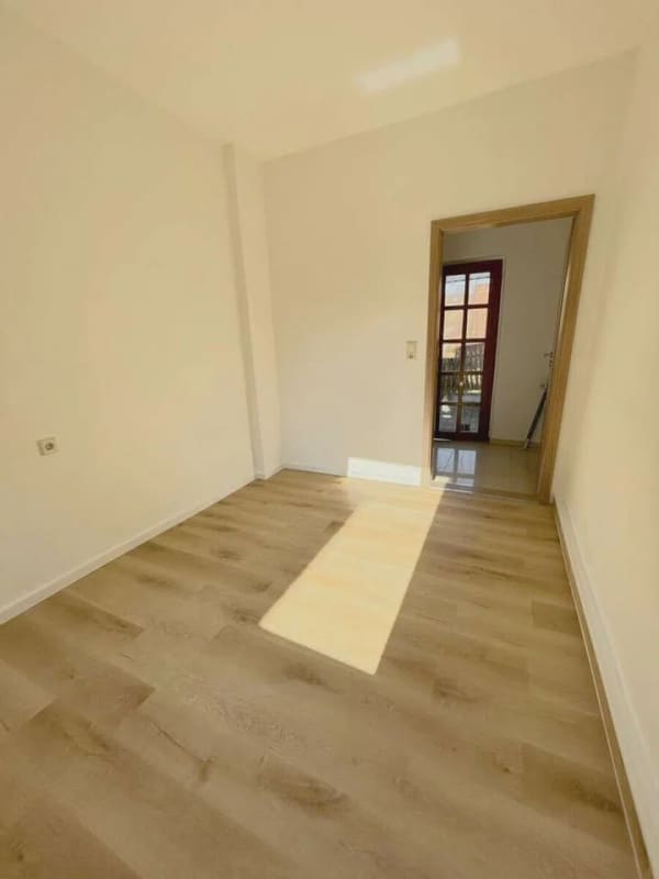Immobilie in Hartmannsdorf bei Kirchberg - Wohnen & Vermieten unter einem Dach – 270 m², 3 Einheiten, Pool & Terrassen in Kirchberg - Bild 4