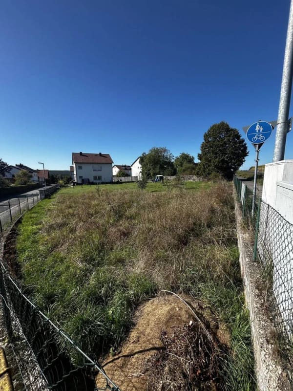 Immobilie in Freihung - Stadtvilla in Freihung mit 8 Zimmern und moderner Wärmepumpe - Bild 2