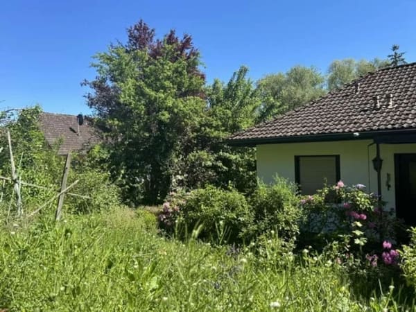 Immobilie in Itzgrund - Wohnen im Grünen -charmantes Häuschen mit traumhaftem Zier-und Bauerngarten in Gleußen - Bild 2
