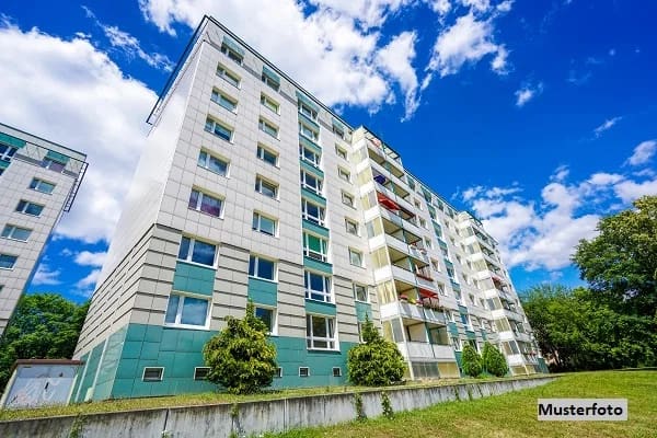 Immobilie in Eschborn - Mit Weitblick - 3-Zimmer-Wohnung nebst Loggia und TG-Stellplatz - Bild 0