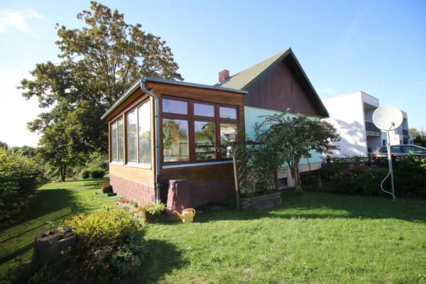 Immobilie in Zwenkau - Viel Platz zum Leben – Einfamilienhaus mit Wintergarten und 1.166 m² Grundstück in Zwenkau - Bild 2
