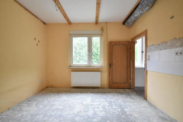 Immobilie in Rhauderfehn - Umfassend modernisiertes Einfamilienhaus mit viel Potenzial auf großem Grundstück - Bild 2