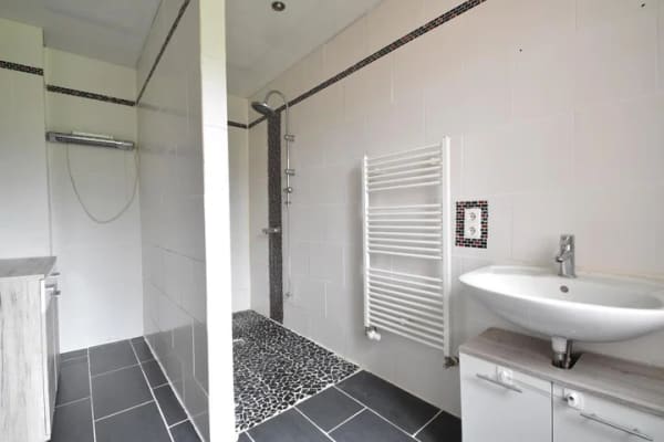 Immobilie in Rhauderfehn - Umfassend modernisiertes Einfamilienhaus mit viel Potenzial auf großem Grundstück - Bild 4
