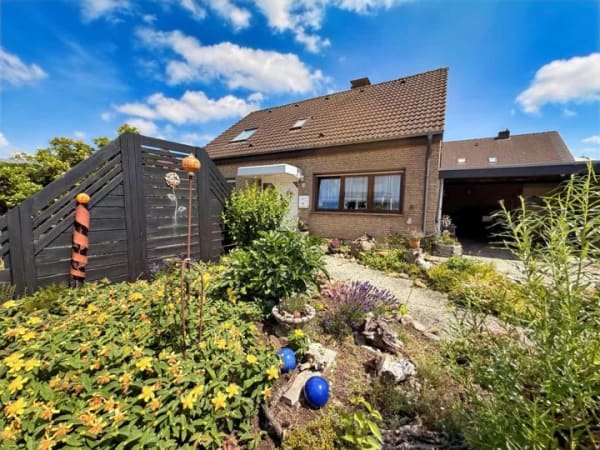 Immobilie in Hiddenhausen - Einfamilienhaus freistehend in Hiddenhausen (Schweicheln-Bermbeck) - Bild 0