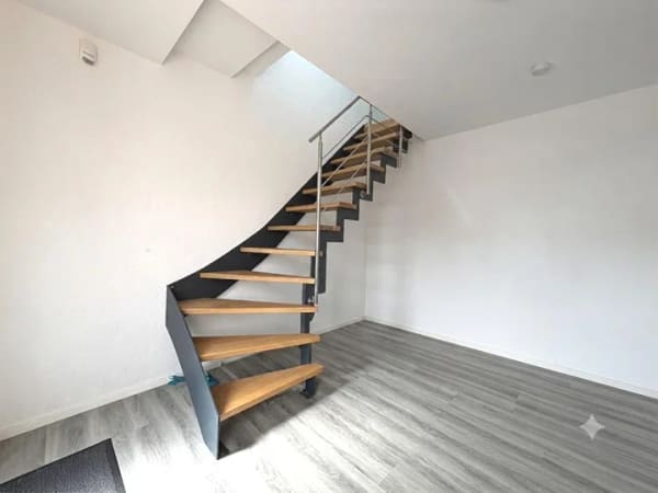 Immobilie in Schiffweiler - Einfamilienhaus freistehend in Schiffweiler (Heiligenwald) - Bild 2