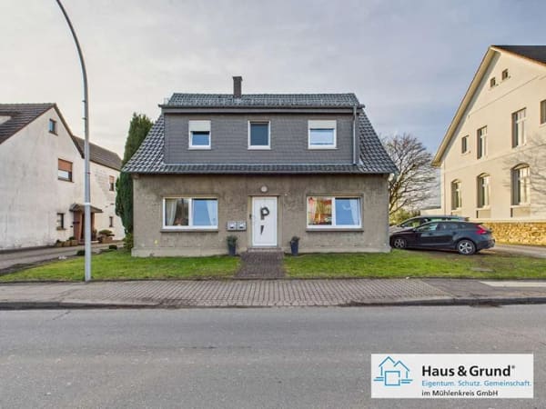 Immobilie in Hüllhorst - Zwei Wohneinheiten - ein Zuhause voller Möglichkeiten - Bild 1