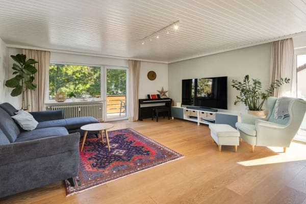 Immobilie in Karlsfeld - Große 4 Zimmer Familienwohnung - Bild 2