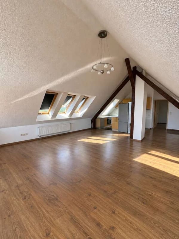 Immobilie in Limbach-Oberfrohna - Einziehen & wohlfühlen – gepflegte 2-Zimmer-Wohnung in Limbach-Oberfrohna - Bild 1