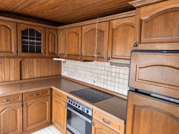 Immobilie in Lauda-Königshofen - Großzügiges und sanierungsbedürftiges Einfamilienhaus - Bild 2