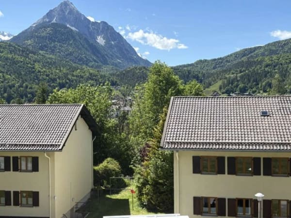 Immobilie in Mittenwald - Tolle 4-Zi.-ETW mit wunderbarem Gebirgsblick in Hanglage oberhalb von Mittenwald - Bild 2