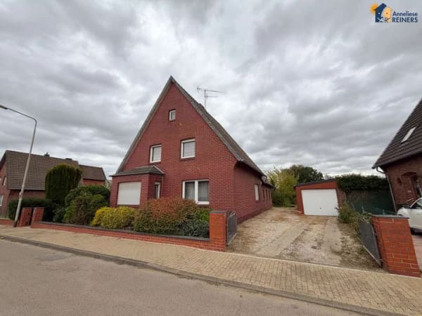 Immobilie in Waldfeucht - Charmantes Raumwunder: Großzügiges Einfamilienhaus in begehrter, ruhiger Lage - Bild 0