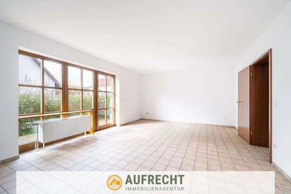 Immobilie in Schwabhausen - A U F R E C H T °MITTEN IN STETTEN-SCHWABHAUSEN° Doppelhaushälfte mit Garten & Garage an der S2 - Bild 2