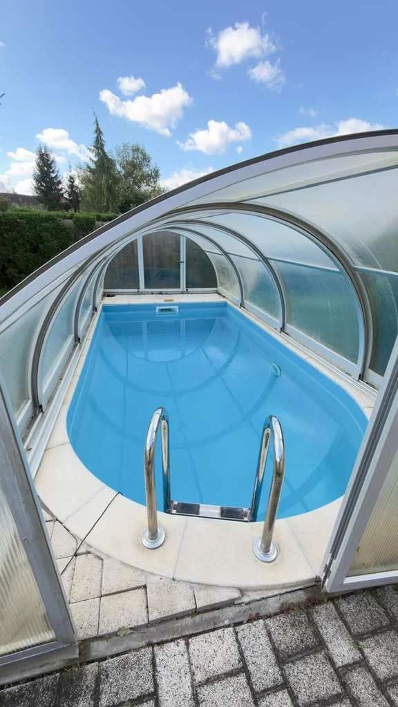 Immobilie in Rötha - Charmantes Zweifamilienhaus als Mehrgenerationenhaus  auf großzügigem Grundstück in Rötha - Bild 2