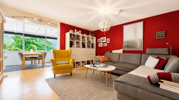 Immobilie in Klettgau - Gepflegtes Architektenhaus mit Einliegerwohnung in ruhiger Lage von Klettgau-Geißlingen zu verkaufen - Bild 2