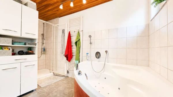 Immobilie in Klettgau - Gepflegtes Architektenhaus mit Einliegerwohnung in ruhiger Lage von Klettgau-Geißlingen zu verkaufen - Bild 4