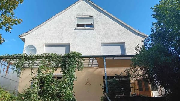 Immobilie in Flörsheim - Mehrgenerationenhaus mit drei Wohnungen und vielen Möglichkeiten auf Traumgrundstück - Bild 0