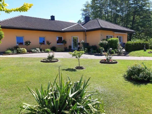Immobilie in Userin - barrierefreies Wohnhaus auf weitläufigem Grundstück in ruhiger Lage bei Neustrelitz - Bild 0
