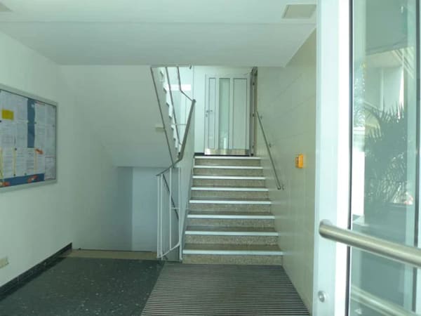 Immobilie in Sankt Augustin - In Sankt Augustin : Attraktive 1,5 Zimmer-Wohnung mit Balkon-ideal für Singles und Kapitalanleger - Bild 4