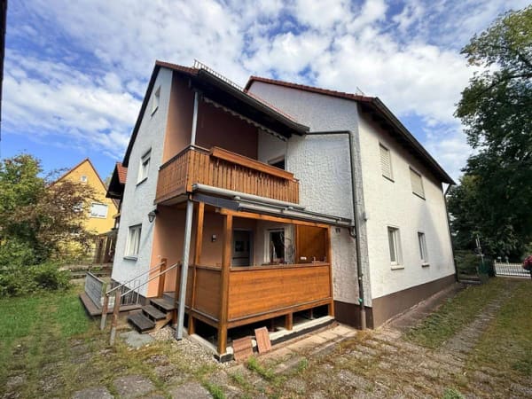 Immobilie in Rückersdorf - Zweifamilienhaus mit großem Nebengebäude und optionalem Baugrundstück - Bild 0
