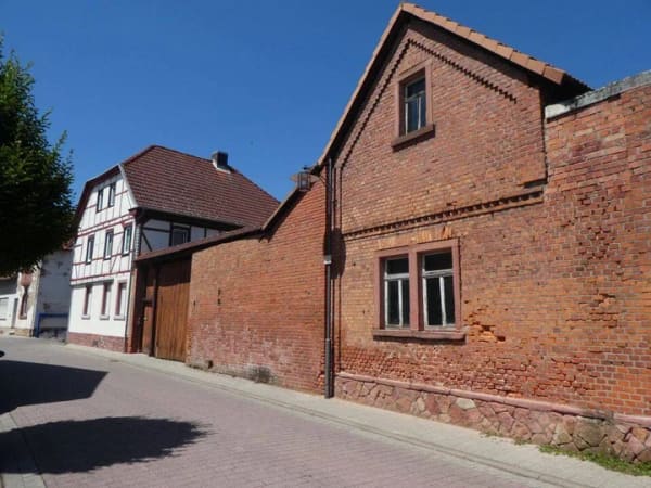 Immobilie in Großwallstadt - Besonderes Bauernhaus mit 3 Wohneinheiten, großem Innenhof und Scheune mit viel Potenzial! - Bild 0